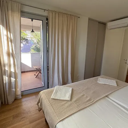 Cypress House - Near The *