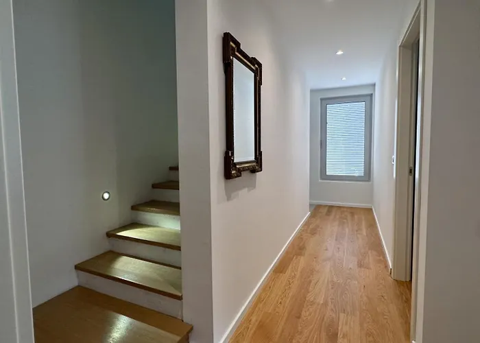 Cypress House - Near The