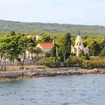 Дом отдыха Cypress House - Near The Супетар