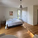 Cypress House - Near The Супетар